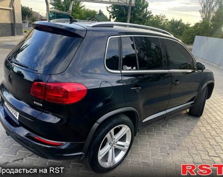 Черный Фольксваген Тигуан, объемом двигателя 2 л и пробегом 246 тыс. км за 9000 $, фото 5 на Automoto.ua