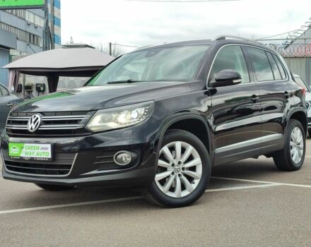 Чорний Фольксваген Тігуан, об'ємом двигуна 2 л та пробігом 150 тис. км за 18799 $, фото 3 на Automoto.ua