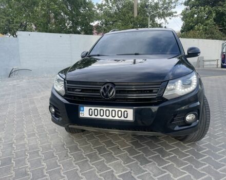 Черный Фольксваген Тигуан, объемом двигателя 2 л и пробегом 246 тыс. км за 9000 $, фото 1 на Automoto.ua