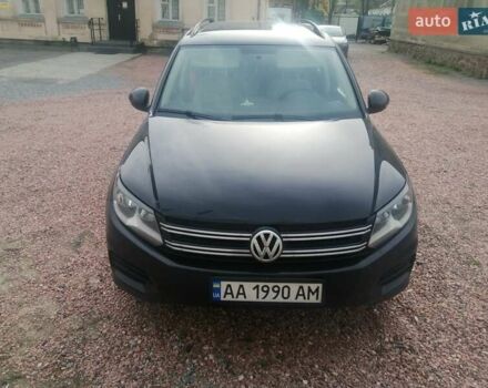 Чорний Фольксваген Тігуан, об'ємом двигуна 2 л та пробігом 99 тис. км за 15000 $, фото 3 на Automoto.ua