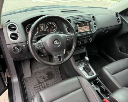 Чорний Фольксваген Тігуан, об'ємом двигуна 2 л та пробігом 145 тис. км за 12650 $, фото 18 на Automoto.ua