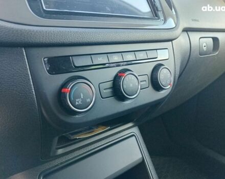 Чорний Фольксваген Тігуан, об'ємом двигуна 2 л та пробігом 255 тис. км за 13440 $, фото 12 на Automoto.ua