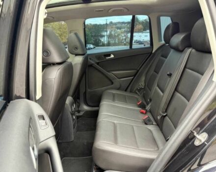 Черный Фольксваген Тигуан, объемом двигателя 2 л и пробегом 77 тыс. км за 5500 $, фото 11 на Automoto.ua