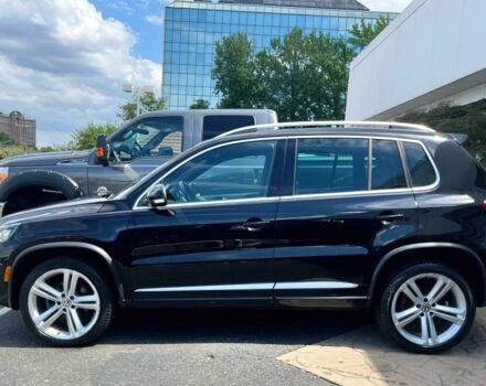 Черный Фольксваген Тигуан, объемом двигателя 2 л и пробегом 79 тыс. км за 2300 $, фото 3 на Automoto.ua