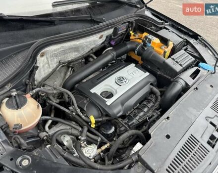 Черный Фольксваген Тигуан, объемом двигателя 2 л и пробегом 126 тыс. км за 14200 $, фото 43 на Automoto.ua