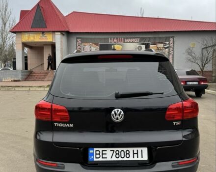 Черный Фольксваген Тигуан, объемом двигателя 2 л и пробегом 175 тыс. км за 13500 $, фото 4 на Automoto.ua