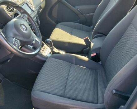 Черный Фольксваген Тигуан, объемом двигателя 2 л и пробегом 190 тыс. км за 12800 $, фото 5 на Automoto.ua