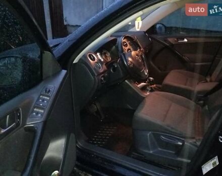 Чорний Фольксваген Тігуан, об'ємом двигуна 1.98 л та пробігом 248 тис. км за 12500 $, фото 8 на Automoto.ua