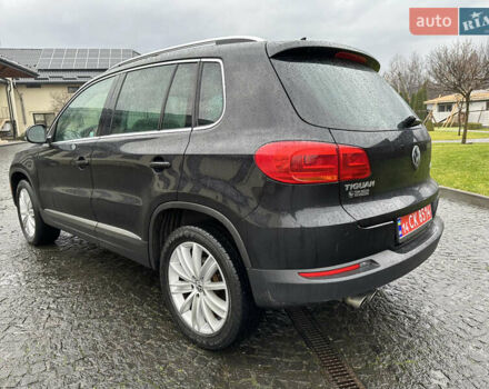 Черный Фольксваген Тигуан, объемом двигателя 1.98 л и пробегом 143 тыс. км за 12400 $, фото 5 на Automoto.ua