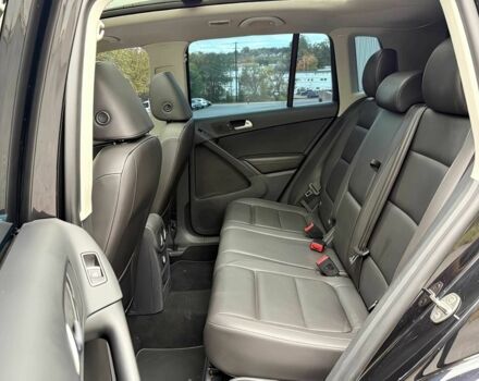 Черный Фольксваген Тигуан, объемом двигателя 2 л и пробегом 79 тыс. км за 8400 $, фото 12 на Automoto.ua