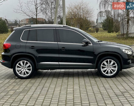 Чорний Фольксваген Тігуан, об'ємом двигуна 2 л та пробігом 223 тис. км за 16950 $, фото 23 на Automoto.ua