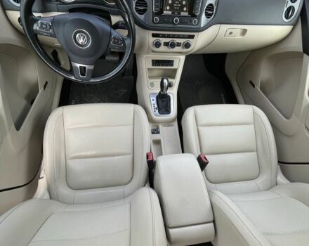 Черный Фольксваген Тигуан, объемом двигателя 2 л и пробегом 179 тыс. км за 12900 $, фото 5 на Automoto.ua