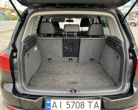 Черный Фольксваген Тигуан, объемом двигателя 2 л и пробегом 178 тыс. км за 12500 $, фото 14 на Automoto.ua