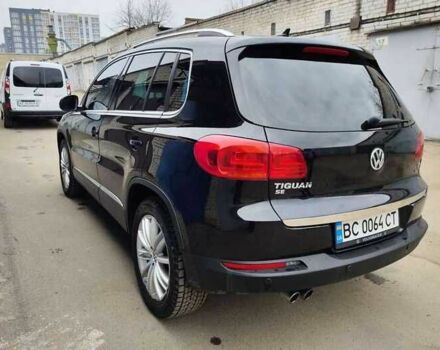 Черный Фольксваген Тигуан, объемом двигателя 2 л и пробегом 122 тыс. км за 9000 $, фото 4 на Automoto.ua