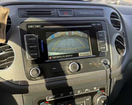 Черный Фольксваген Тигуан, объемом двигателя 2 л и пробегом 166 тыс. км за 16400 $, фото 16 на Automoto.ua