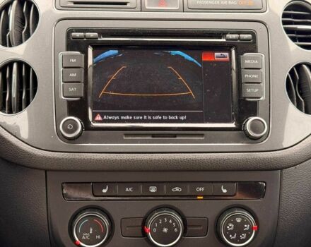 Черный Фольксваген Тигуан, объемом двигателя 2 л и пробегом 153 тыс. км за 10940 $, фото 18 на Automoto.ua