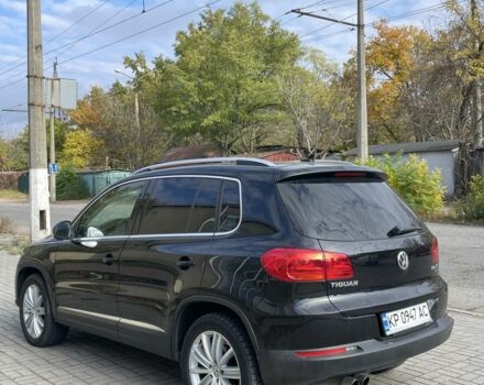 Черный Фольксваген Тигуан, объемом двигателя 2 л и пробегом 179 тыс. км за 12900 $, фото 4 на Automoto.ua