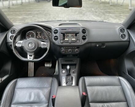 Чорний Фольксваген Тігуан, об'ємом двигуна 2 л та пробігом 166 тис. км за 13500 $, фото 22 на Automoto.ua