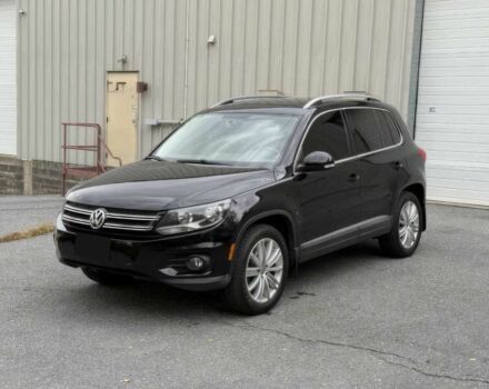 Черный Фольксваген Тигуан, объемом двигателя 2 л и пробегом 72 тыс. км за 5900 $, фото 2 на Automoto.ua