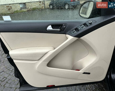 Черный Фольксваген Тигуан, объемом двигателя 1.98 л и пробегом 143 тыс. км за 12400 $, фото 21 на Automoto.ua