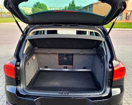 Черный Фольксваген Тигуан, объемом двигателя 2 л и пробегом 75 тыс. км за 7900 $, фото 11 на Automoto.ua