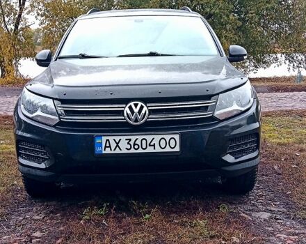 Чорний Фольксваген Тігуан, об'ємом двигуна 2 л та пробігом 145 тис. км за 11500 $, фото 16 на Automoto.ua