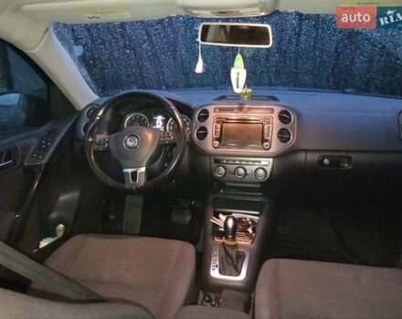 Чорний Фольксваген Тігуан, об'ємом двигуна 1.98 л та пробігом 248 тис. км за 12500 $, фото 10 на Automoto.ua