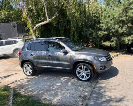 Черный Фольксваген Тигуан, объемом двигателя 1.8 л и пробегом 170 тыс. км за 12700 $, фото 2 на Automoto.ua