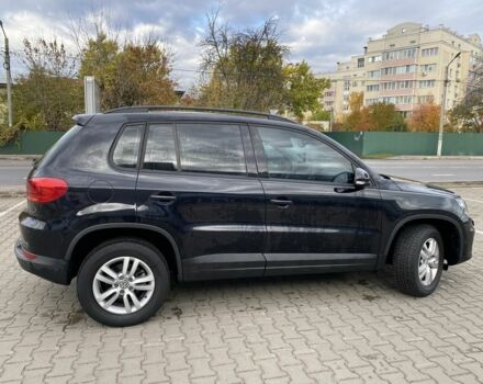 Черный Фольксваген Тигуан, объемом двигателя 2 л и пробегом 178 тыс. км за 12500 $, фото 1 на Automoto.ua