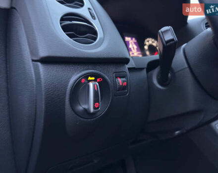 Черный Фольксваген Тигуан, объемом двигателя 1.98 л и пробегом 180 тыс. км за 11800 $, фото 32 на Automoto.ua