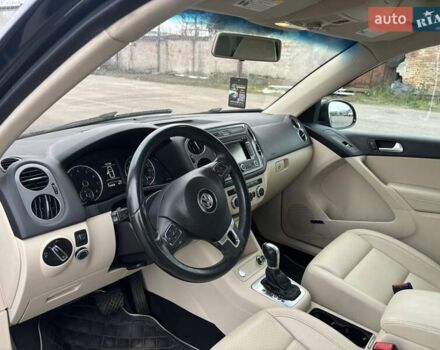 Черный Фольксваген Тигуан, объемом двигателя 2 л и пробегом 126 тыс. км за 14200 $, фото 12 на Automoto.ua