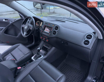 Черный Фольксваген Тигуан, объемом двигателя 1.98 л и пробегом 180 тыс. км за 11800 $, фото 42 на Automoto.ua