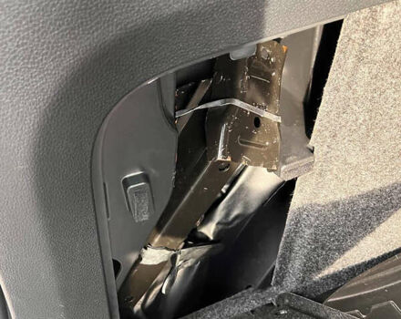 Чорний Фольксваген Тігуан, об'ємом двигуна 1.98 л та пробігом 174 тис. км за 12750 $, фото 72 на Automoto.ua