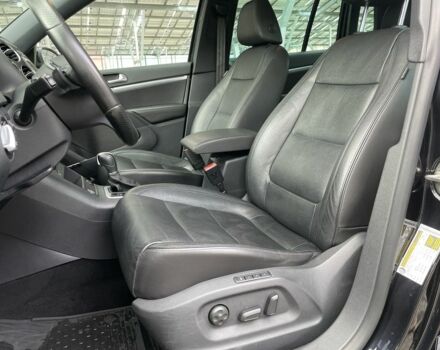 Чорний Фольксваген Тігуан, об'ємом двигуна 2 л та пробігом 166 тис. км за 13500 $, фото 17 на Automoto.ua