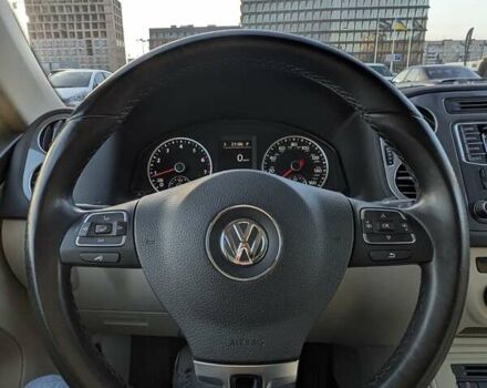 Черный Фольксваген Тигуан, объемом двигателя 1.98 л и пробегом 175 тыс. км за 13700 $, фото 14 на Automoto.ua