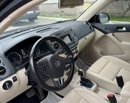 Черный Фольксваген Тигуан, объемом двигателя 2 л и пробегом 175 тыс. км за 13500 $, фото 8 на Automoto.ua