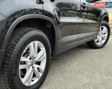 Черный Фольксваген Тигуан, объемом двигателя 1.98 л и пробегом 180 тыс. км за 11800 $, фото 17 на Automoto.ua