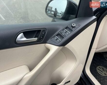 Черный Фольксваген Тигуан, объемом двигателя 2 л и пробегом 126 тыс. км за 14200 $, фото 14 на Automoto.ua