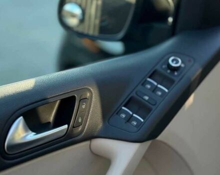 Черный Фольксваген Тигуан, объемом двигателя 2 л и пробегом 151 тыс. км за 9500 $, фото 5 на Automoto.ua