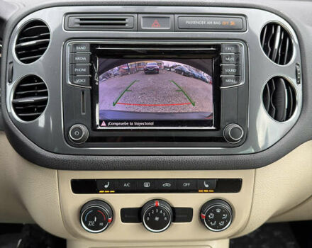 Чорний Фольксваген Тігуан, об'ємом двигуна 1.98 л та пробігом 146 тис. км за 12800 $, фото 17 на Automoto.ua