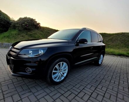 Черный Фольксваген Тигуан, объемом двигателя 2 л и пробегом 75 тыс. км за 7900 $, фото 2 на Automoto.ua