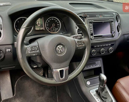 Чорний Фольксваген Тігуан, об'ємом двигуна 2 л та пробігом 223 тис. км за 16950 $, фото 35 на Automoto.ua