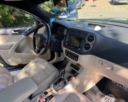 Черный Фольксваген Тигуан, объемом двигателя 1.8 л и пробегом 170 тыс. км за 12700 $, фото 9 на Automoto.ua