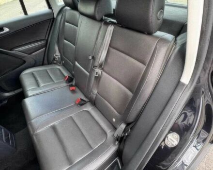 Черный Фольксваген Тигуан, объемом двигателя 2 л и пробегом 78 тыс. км за 3400 $, фото 13 на Automoto.ua