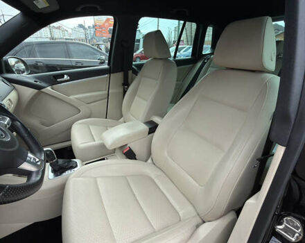 Чорний Фольксваген Тігуан, об'ємом двигуна 1.98 л та пробігом 146 тис. км за 12800 $, фото 12 на Automoto.ua