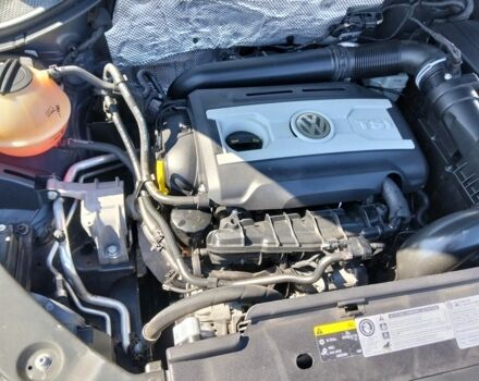 Черный Фольксваген Тигуан, объемом двигателя 2 л и пробегом 190 тыс. км за 12800 $, фото 7 на Automoto.ua