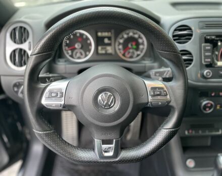 Чорний Фольксваген Тігуан, об'ємом двигуна 2 л та пробігом 166 тис. км за 13500 $, фото 9 на Automoto.ua