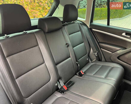 Чорний Фольксваген Тігуан, об'ємом двигуна 1.98 л та пробігом 174 тис. км за 12750 $, фото 33 на Automoto.ua