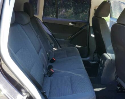 Черный Фольксваген Тигуан, объемом двигателя 2 л и пробегом 78 тыс. км за 7700 $, фото 10 на Automoto.ua