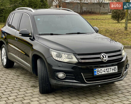 Чорний Фольксваген Тігуан, об'ємом двигуна 2 л та пробігом 223 тис. км за 16950 $, фото 4 на Automoto.ua